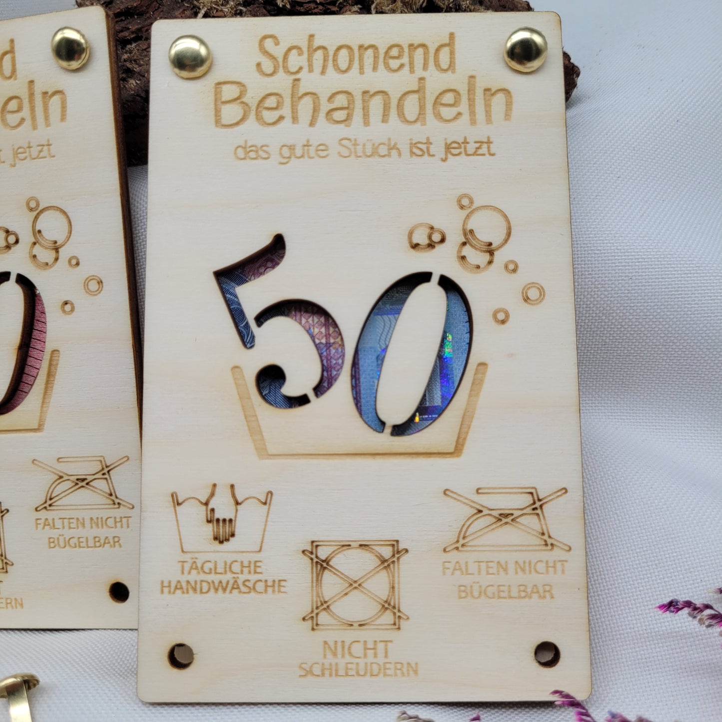Geschenkkarte "Shonend behandeln" aus Holz Zahl nach Wunsch