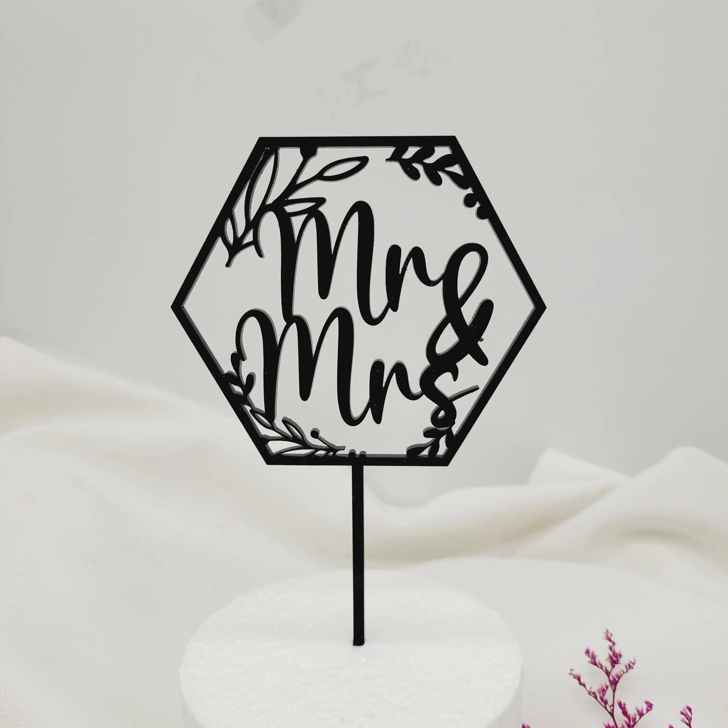 MR &MRS Hochzeit 6eckig Floral - Funny Bake