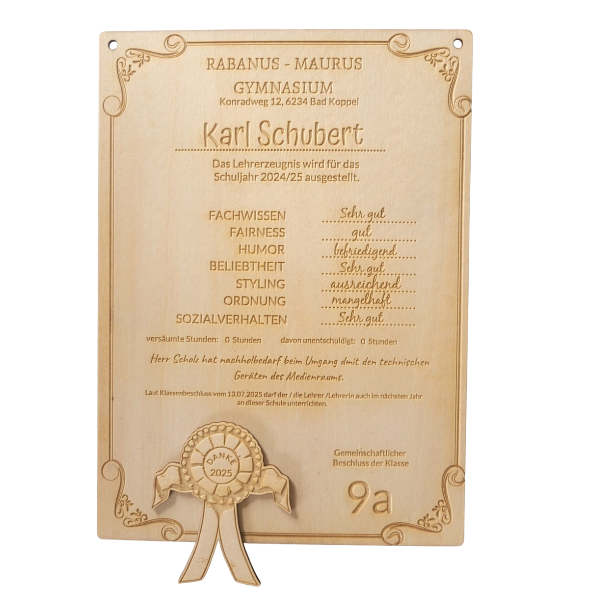 Personalisiertes Lehrerzeugnis aus Holz