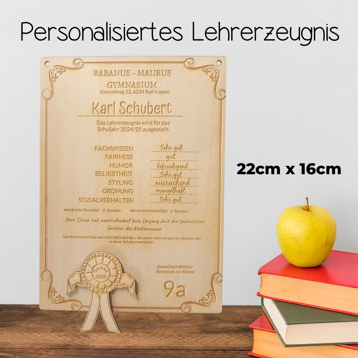 Personalisiertes Lehrerzeugnis aus Holz
