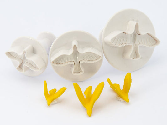 Ausstecher-mit-prägung-tauben-3-groeßen