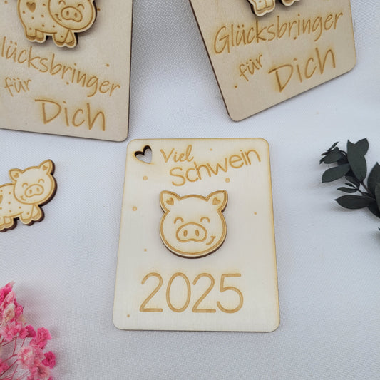 Geschenkkarte Holzkarte Silvester "Viel Schwein"