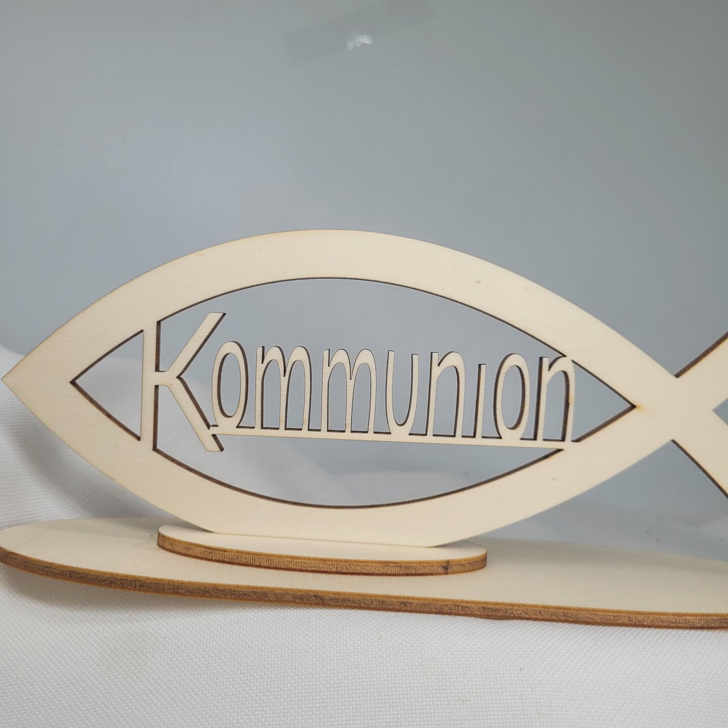 Holzfisch Kommunion mit Ständer -Tischdekoration