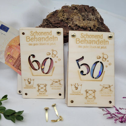 Geschenkkarte  "Shonend behandeln" aus Holz Zahl nach Wunsch - Funny Bake