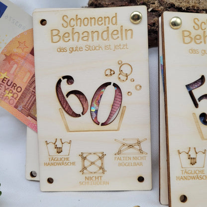 Geschenkkarte  "Shonend behandeln" aus Holz Zahl nach Wunsch - Funny Bake