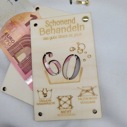 Geschenkkarte  "Shonend behandeln" aus Holz Zahl nach Wunsch - Funny Bake