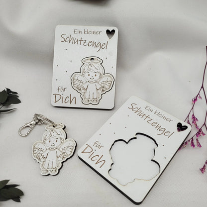 Holzkarte mit Anhänger Schutzengel - Funny Bake