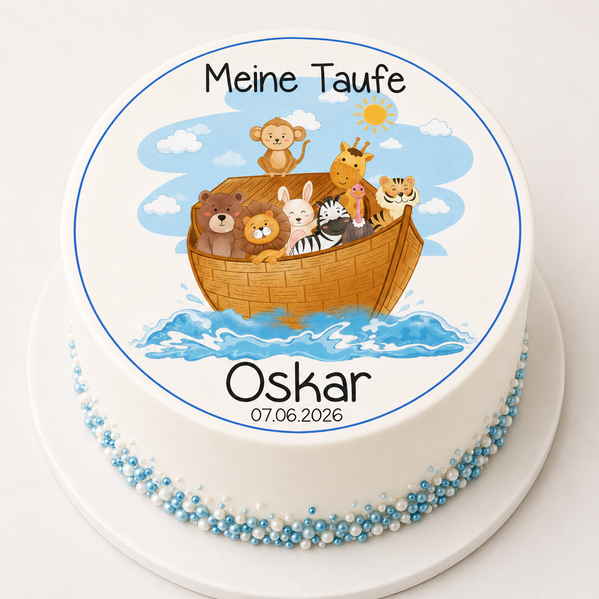 KI | Tortenaufleger Arche Noah auf Tauftorte – personalisiert mit Name Oskar und Datum, blaue Streusel
