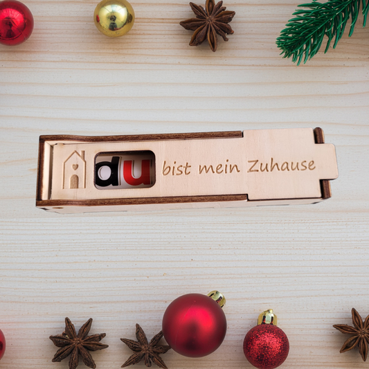 Gravierte Holzkiste – Geschenkbox passend für Schokolade oder Geld, Nikolaus- und Wichtelgeschenk-aufschrift Du bist mein zuhause