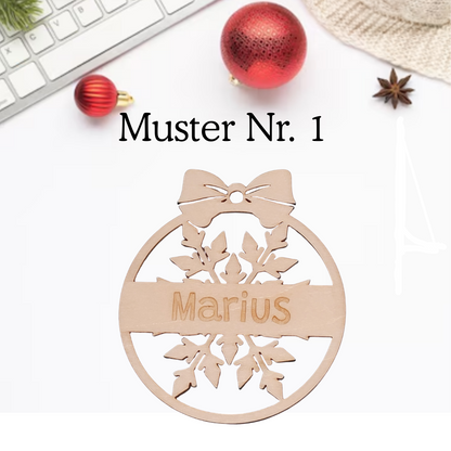Anhänger aus Holz – 4 Schneeflocken Muster