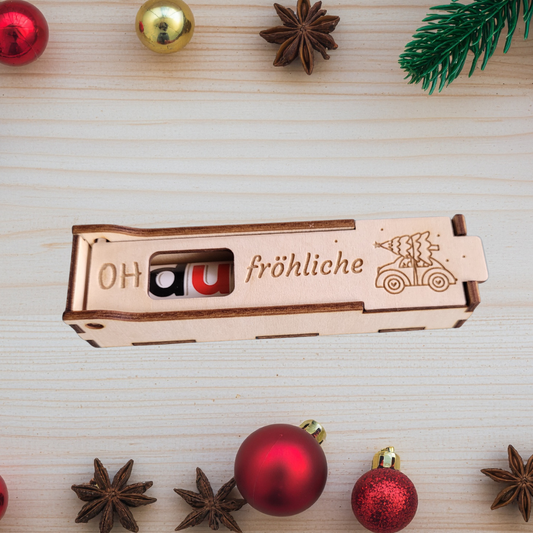 Gravierte Holzkiste aus Holz mit weihnachtlichem Motiv – Geschenkbox passend für Schokolade oder Geld, Nikolaus- und Wichtelgeschenk