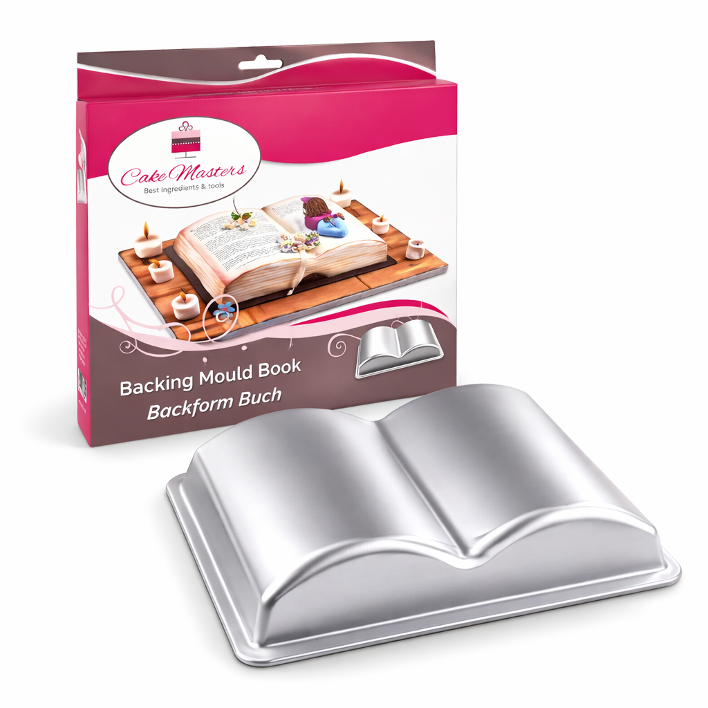 Selbst gebackene Kommunionstorte in Buchform mit grünem Schriftzug und einfachem Kreuz