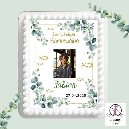 essbarer tortenaufleger zur Kommunion mit bild name und datum esspapier zuckerpapier wählbar . grüne blätterranken an den ecken und goldrahmen hochkant a4
