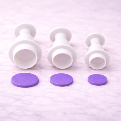 Kreisausstecher mit Auswerfer drei unterschiedliche größen für Fodant