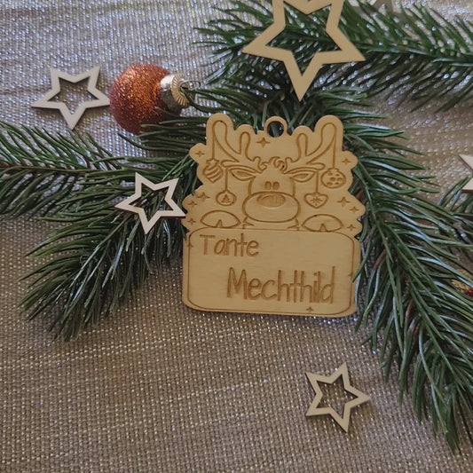 Personalisierter Holzanhänger Weihnachten – Rentier mit Namensgravur