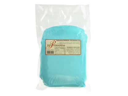 Fondant-hellblau-1kg-Markenfondant-Babyblau-Funnybake-Cakemaster-Pati-Versand