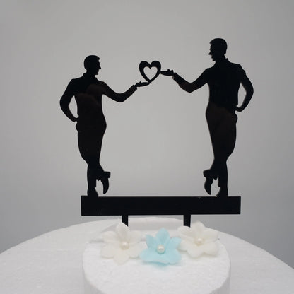 caketopper-2-maenner-tortenstecker-hochzeit-herz-verbindet